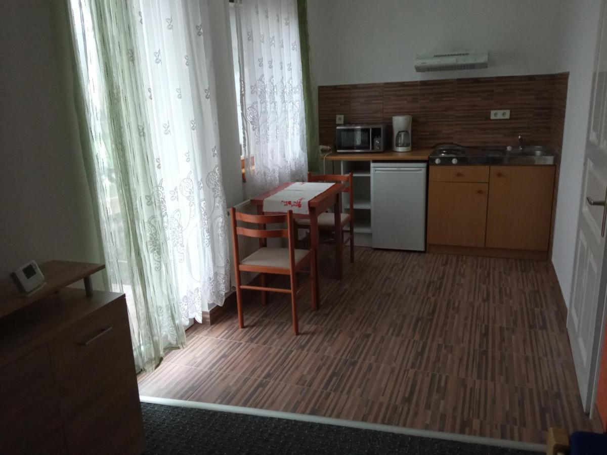 Holiday Apartmanhaz Zalakaros Luaran gambar